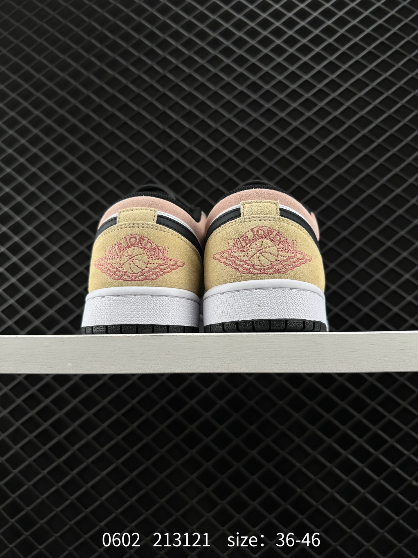 Air Jordan 1 Low AJ1